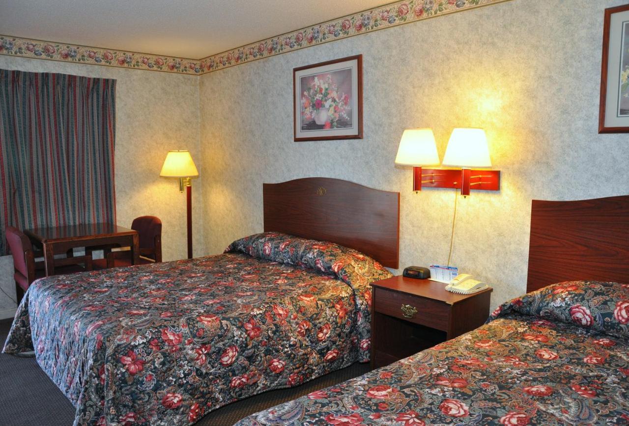 Merrimac Inn & Suites Williamsburg Exterior photo